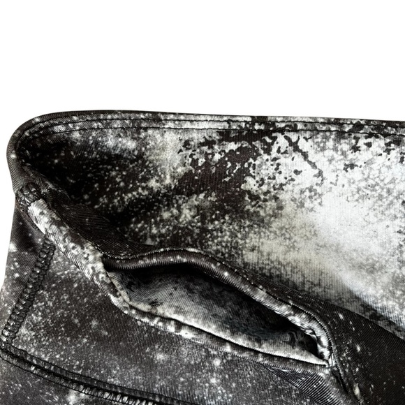 Skechers Performance Leggings Women’s Medium Go Dri Outer Space Black and White - Picture 4 of 6